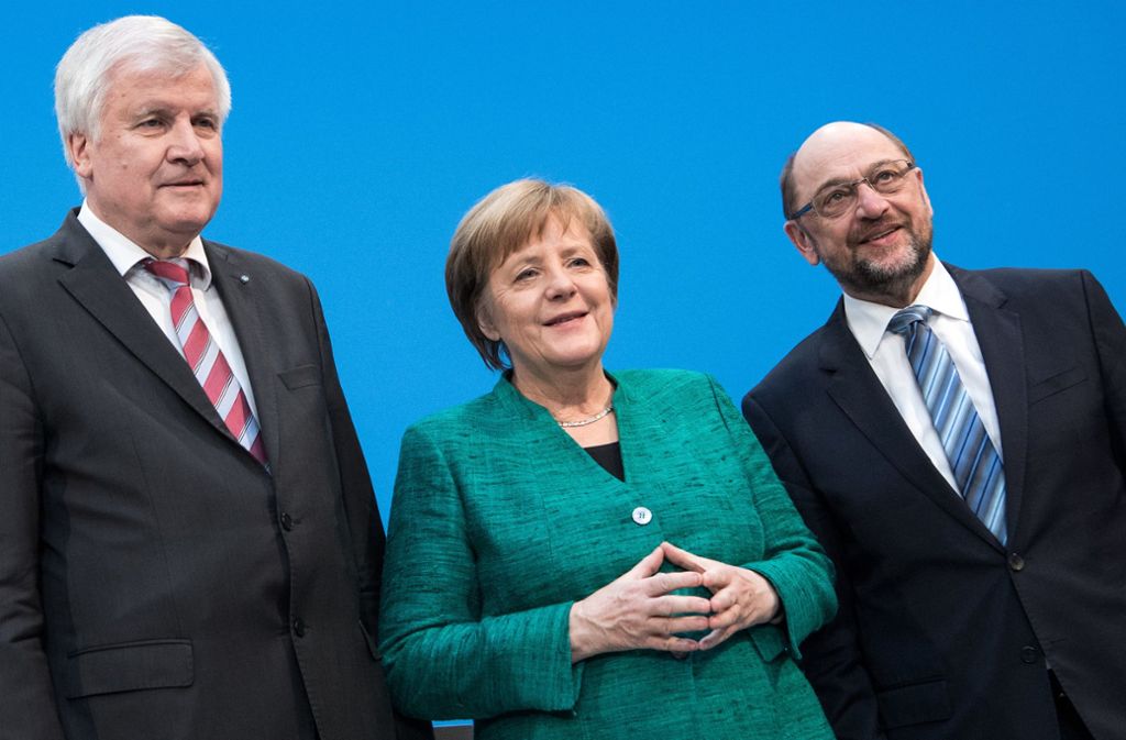 Bayerns Ministerpräsident Horst Seehofer, Bundeskanzlerin Angela Merkel und SPD-Chef Martin Schulz. In unserer Bildergalerie haben wir eine Übersicht über die mögliche Verteilung der Ministerposten. Klicken Sie sich durch. Foto: dpa