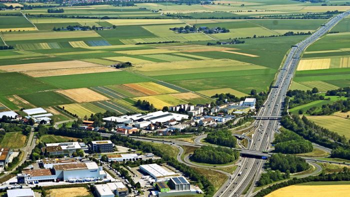 Protest in Korntal-Münchingen: Mit Fackeln und Traktoren gegen geplanten Ökopark