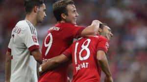 Mario Götze (Mitte) und Juan Bernat (rechts) haben für den FC Bayern München beim Audi Cup gegen den AC Mailand getroffen. Foto: Getty