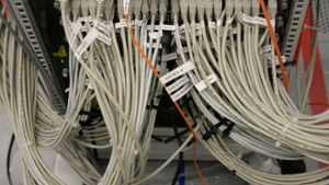 Mechanische Verbindungen sind das Eine. Dass die Adressen im Internet auch gefunden werden, dafür sorgt die Organisation ICANN. Foto: dpa