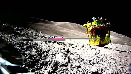 Die japanische Mondsonde „Slim“ ist auf dem Erdtrabanten gelandet und hat erste Bilder geschickt. Foto: AFP/JAXA/Takara Tomy/Sony Group Corporation/Doshisha Universi/y