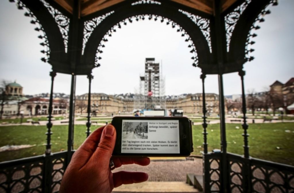 Umsonst im Internet surfen auf dem Schlossplatz: Bald ist es möglich Foto: Lichtgut/Leif Piechowski