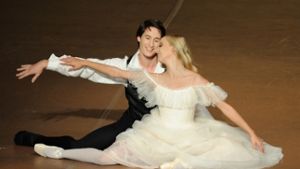 Eine Rolle, die Alexander Jones vermissen wird: den Armand in „Kameliendame“, hier mit Elizabeth Mason Foto: Stuttgarter Ballett