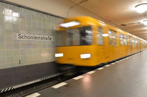 Ein Mann aus Schwaben habe sich über eine Werbung der Berliner Verkehrsbetriebe geärgert (Symbolbild) Foto: dpa
