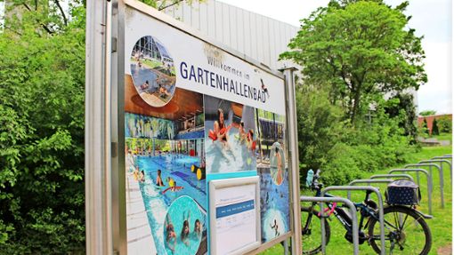Das Bernhausener Gartenhallenbad bleibt bis Ende 2025 geschlossen. Foto: /Caroline Holowiecki