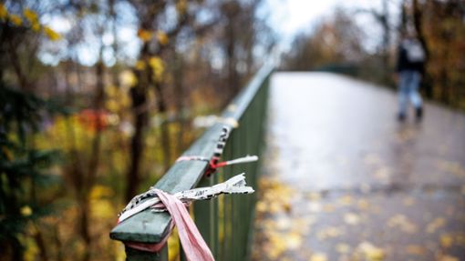 Der Mann starb in München unter einer Brücke. Foto: dpa/Matthias Balk