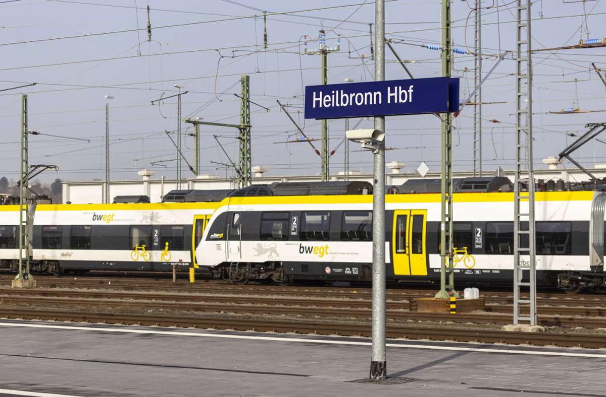 In Heilbronn kam es am Hauptbahnhof zu dem schweren Unfall (Archivfoto). Foto: imago images/Arnulf Hettrich/ARNULF HETTRICH via www.imago-images.de