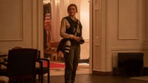 Kirsten Dunst in einer Szene des Films Civil War. Foto: Murray Close/A24/DCM/dpa
