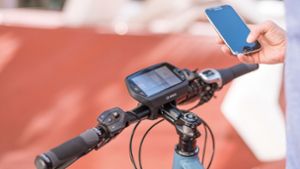 Bosch eBike Systems plant die Übernahme von Cobi, ein Start-up im Bereich Connecting-Biking, bei dem das Smartphone eine wichtige Rolle spielt. Foto: Bosch