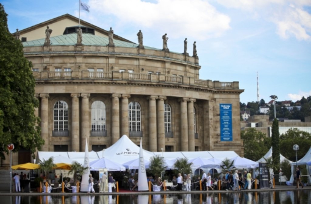 Mehr als eine halbe Million Menschen haben das Stuttgarter Sommerfest besucht.