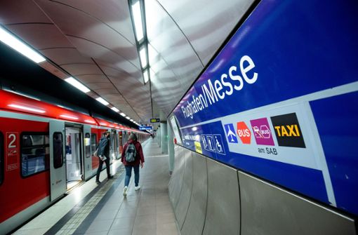 In Stuttgart sind 95 Prozent der S-Bahnen pünktlich – nach den offiziellen Kriterien. Foto: Leif Piechowski/Lichtut
