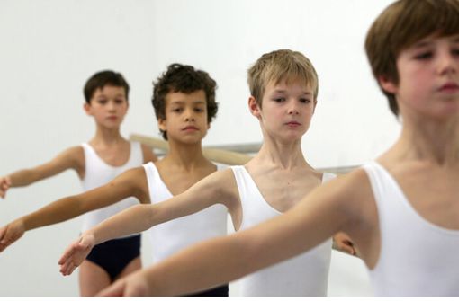 Probenfoto aus der Staatlichen Ballettschule Berlin Foto: picture alliance /dpa/Stephanie Pilick