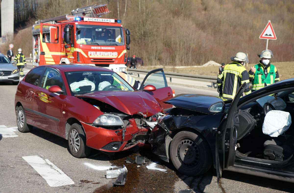 Der Unfall ereignete sich in Aichelberg.