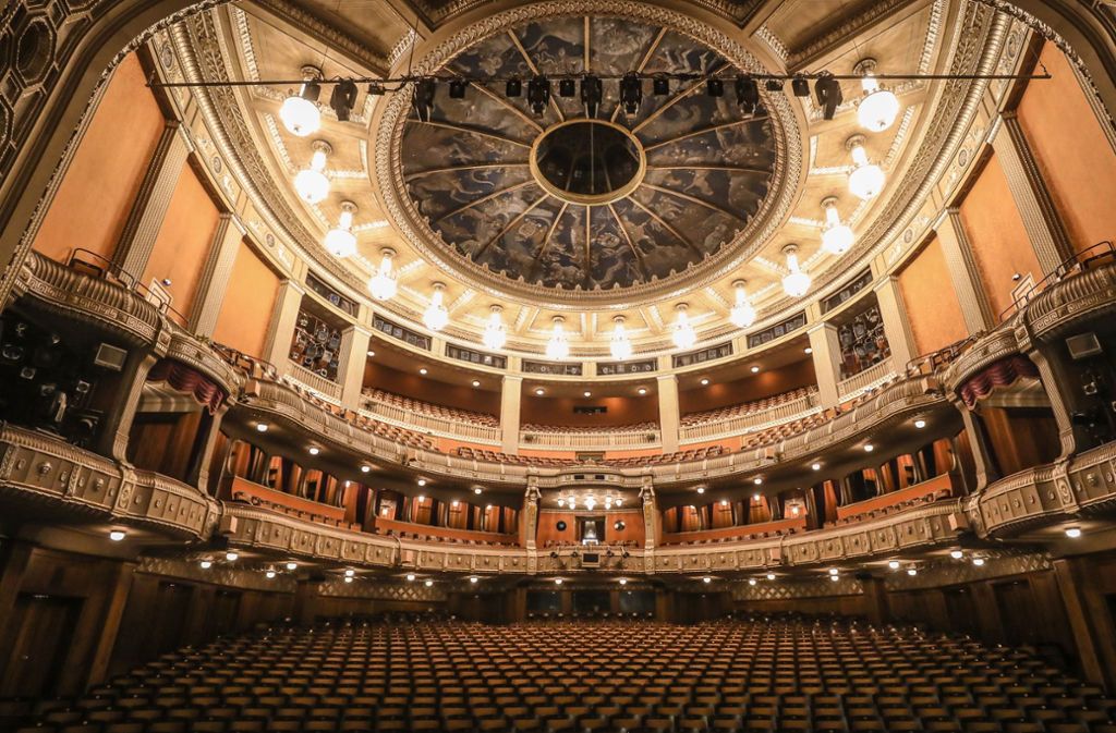 Beeindruckend: Der Blick von der Bühne der Oper ins Publikum