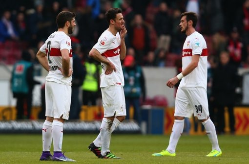 Enttäuschung beim VfB Stuttgart nach der 0:2-Niederlage gegen Bayer Leverkusen Foto: Getty