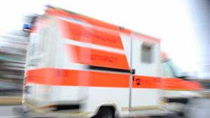 Drei Menschen bei Auffahrunfall auf der A7 verletzt