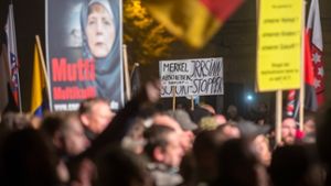 Tausende gehen in Erfurt auf die Straße