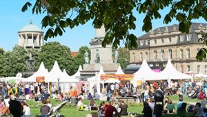 Idyllisch geht’s zu beim SWR-Sommerfestival auf dem Schlossplatz Foto: Tom Oettle/SWR