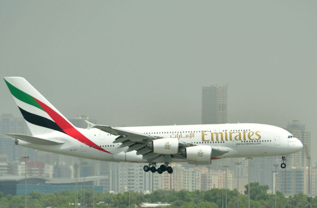 Auf einem Emirates-Flug von Dubai nach München ist ein siebenjähriges Mädchen gestorben. Foto: AFP