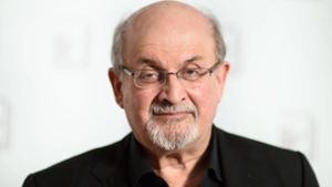 Der Schriftsteller Salman Rushdie wurde am Freitag bei einem Angriff schwer verletzt (Archivbild). Foto: imago images/PA Images/Matt Crossick via www.imago-images.de