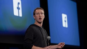 Facebook und Google weisen Vorwürfe zurück