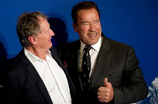 Ohne sie geht in Kitzbühel gar nichts: Franz Klammer und Arnold Schwarzenegger (rechts) Foto: dpa/Georg Hochmuth
