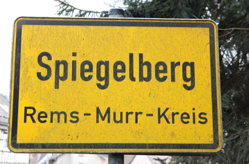 Zwischen Spiegelberg und Großhöchberg ist bis auf weiteres die Straße gesperrt und eine Umleitung über Dauernberg eingerichtet. Foto: stz/Pascal Thiel