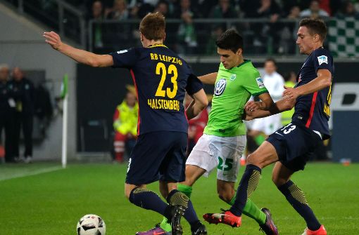Josip Brekalo (Mittelfeld) soll die Offensive des VfB Stuttgart verstärken. Foto: dpa