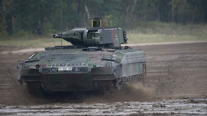 Panzer der Bundeswehr stürzt ab