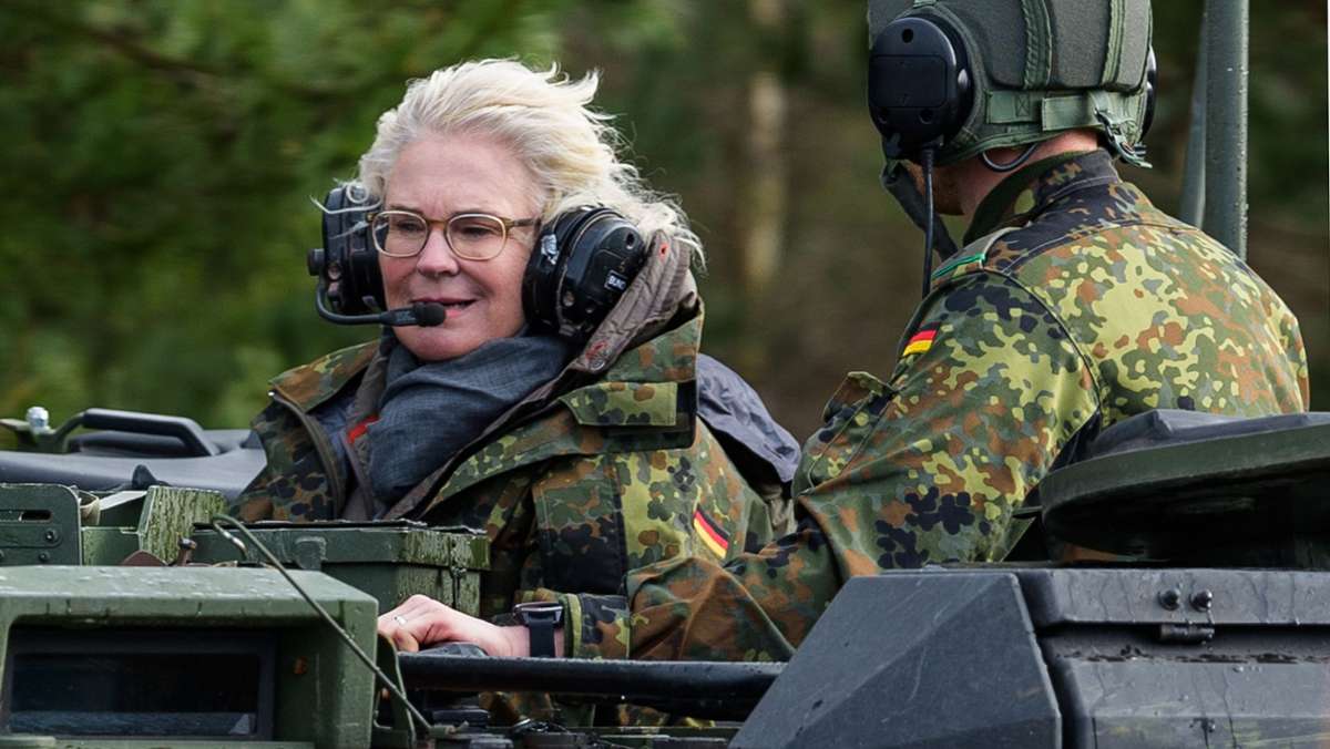 Rücktritt ist richtig: Christine Lambrecht: Eine Ministerin ohne Leidenschaft für das Amt