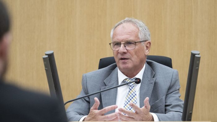 Untersuchungsausschuss: Früherer Innenminister hält Strobls Entscheidung für falsch