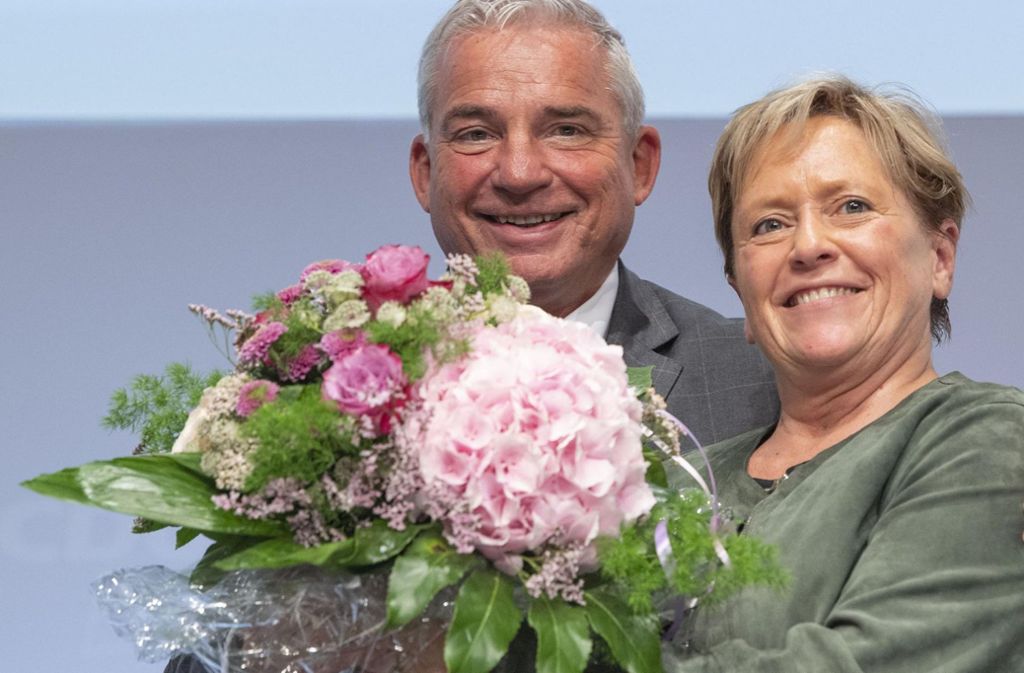 Beim Landesparteitag der CDU in Heilbronn ist Kultusministerin Susanne Eisenmann auf Vorschlag von CDU-Landeschef und Innenminister Thomas Strobl zur Sptzenkandidatin für die Landtagswahl im März 2021 gewählt worden.