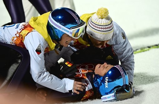 Überbewältigt von ihrem Triumph: Skisprung-Olympiasiegerin Carina Vogt vom SC Degenfeld Foto: Getty Images Europe