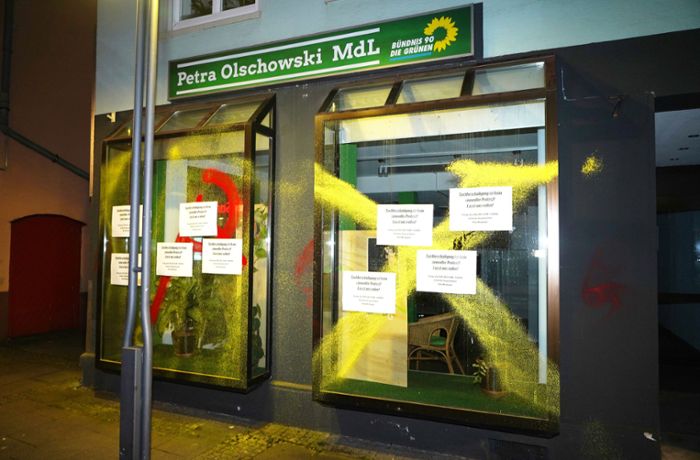 Farbanschlag in Bad Cannstatt: Wahlkreisbüro von Ministerin Olschowski wird zur Zielscheibe