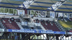 Im Wildparkstadion steigt am Sonntag das Derby zwischen dem KSC und dem VfB. (Archivbild) Foto: Florian Ulrich/Jan Huebner/Pool//Florian Ulrich
