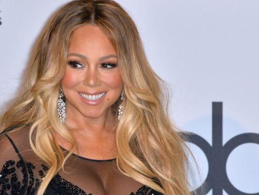 Mariah Carey hat gut lachen: Ihr fast 30 Jahre alter Hit All I Want For Christmas Is You fährt immer wieder neue Rekorde ein. Foto: Featureflash Photo Agency/Shutterstock.com