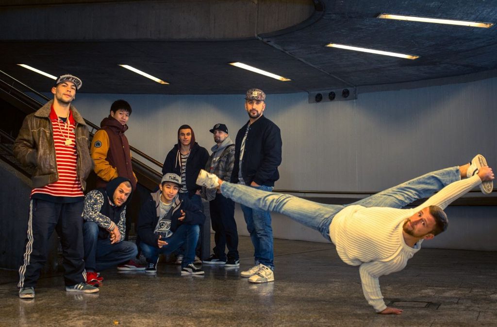 Die Breakdance-Gruppe Tru Cru aus Stuttgart ist die beste Breakdance- Crew Deutschlands.