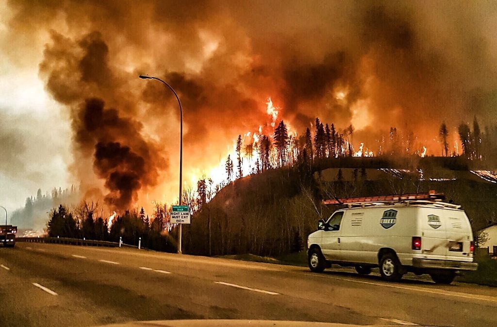 In den USA und in Kanada wüten weiterhin verheerende Waldbrände