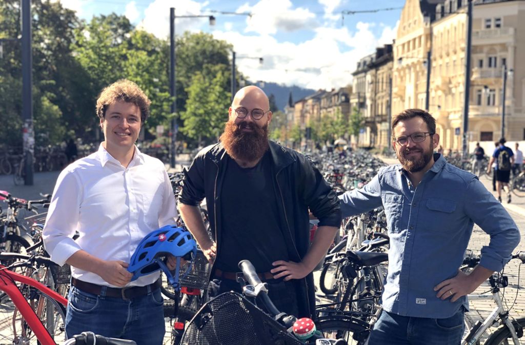 Die Sportsfreunde Andreas Botsch, Malte Buttjer und Alexander Schumacher (von links) wollen mit einer Crowdfunding-Kampagne Geld für ihr Produkt „Tocsen“ generieren.