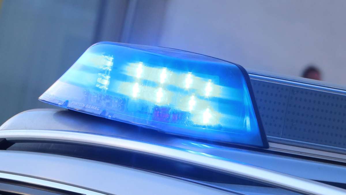 Tankstelle in Hamburg: Mann soll zwei Menschen mit Benzin übergossen haben
