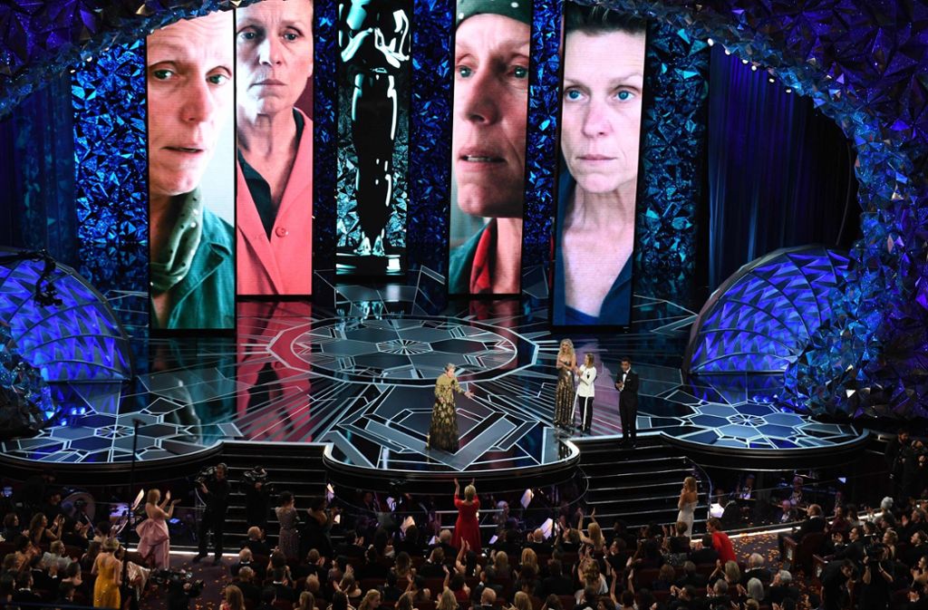 Frances McDormand bekam den Oscar als beste Hauptdarstellerin – und forderte während ihrer Dankesrede alle nominierten Frauen auf, sich zu zeigen und aufzustehen.