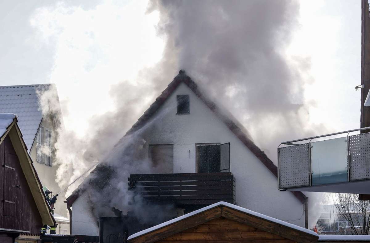 Eine deutliche Rauchsäule war zu sehen. Foto: SDMG/SDMG / Kohls