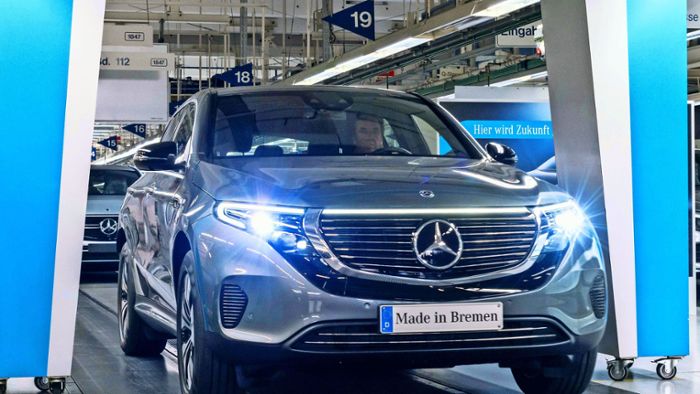 Daimler setzt Geländewagen unter Strom