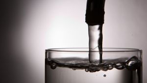 Viele Kunden haben zu hohe Wasserpreise gezahlt – die EnBW soll nun rückerstatten Foto: dpa