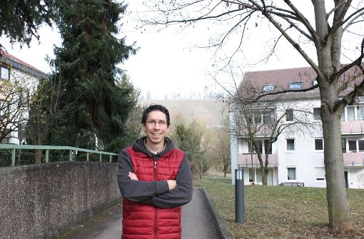 Typisch Birkenäcker, sagt Stefan Conzelmann: Mehrfamilienhäuser, von denen es nur wenige Schritte bis zu den Weinbergen sind. Foto: Annina Baur