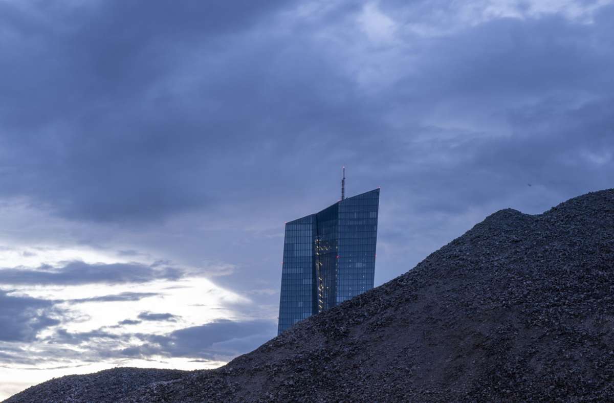 Die Europäische Zentralbank EZB setzt auf Zinserhöhungen. Foto: dpa/Boris Roessler