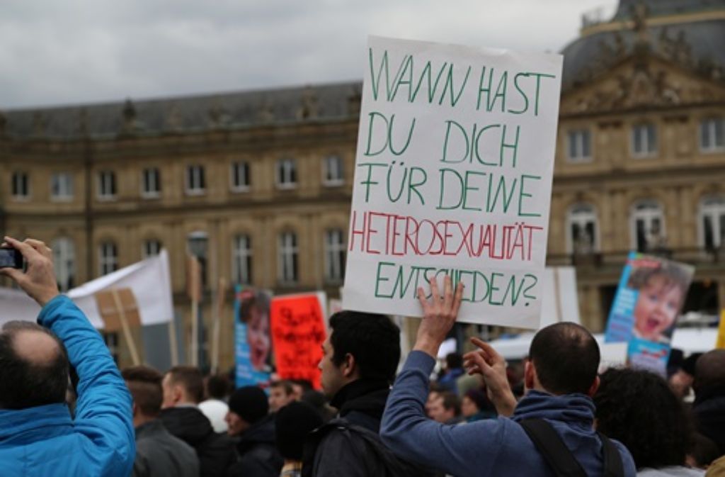 Am Samstag gingen wegen des Bildungsplans in Stuttgart wieder Hunderte auf die Straße. Foto: FRIEBE|PR/ Simon Adomat