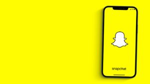 Wie macht man Snapchat dunkel?