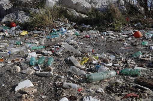 Gegen die Plastikflut: Neues Enzym baut Kunststoffe ab (Symbolbild). Foto: IMAGO/Independent Photo Agency Int./IMAGO/Salvatore Laporta/KONTROLAB / ip