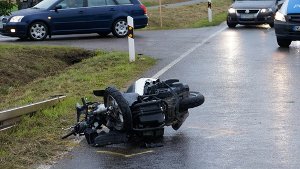 Ein 64-jähriger Rollerfahrer ist am Montagmorgen bei Aichelberg (Kreis Göppingen) mit einem Auto zusammengeprallt und dabei ums Leben gekommen. Foto: FRIEBE|PR / Wölfl